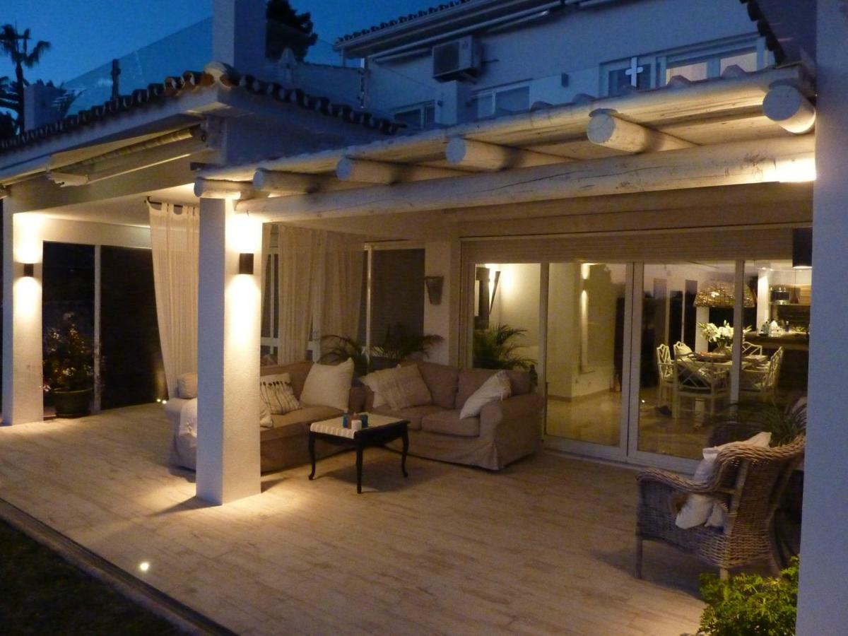 Villa Breeze Boutique Guest Rooms, Marbella Sitio de Calahonda 외부 사진