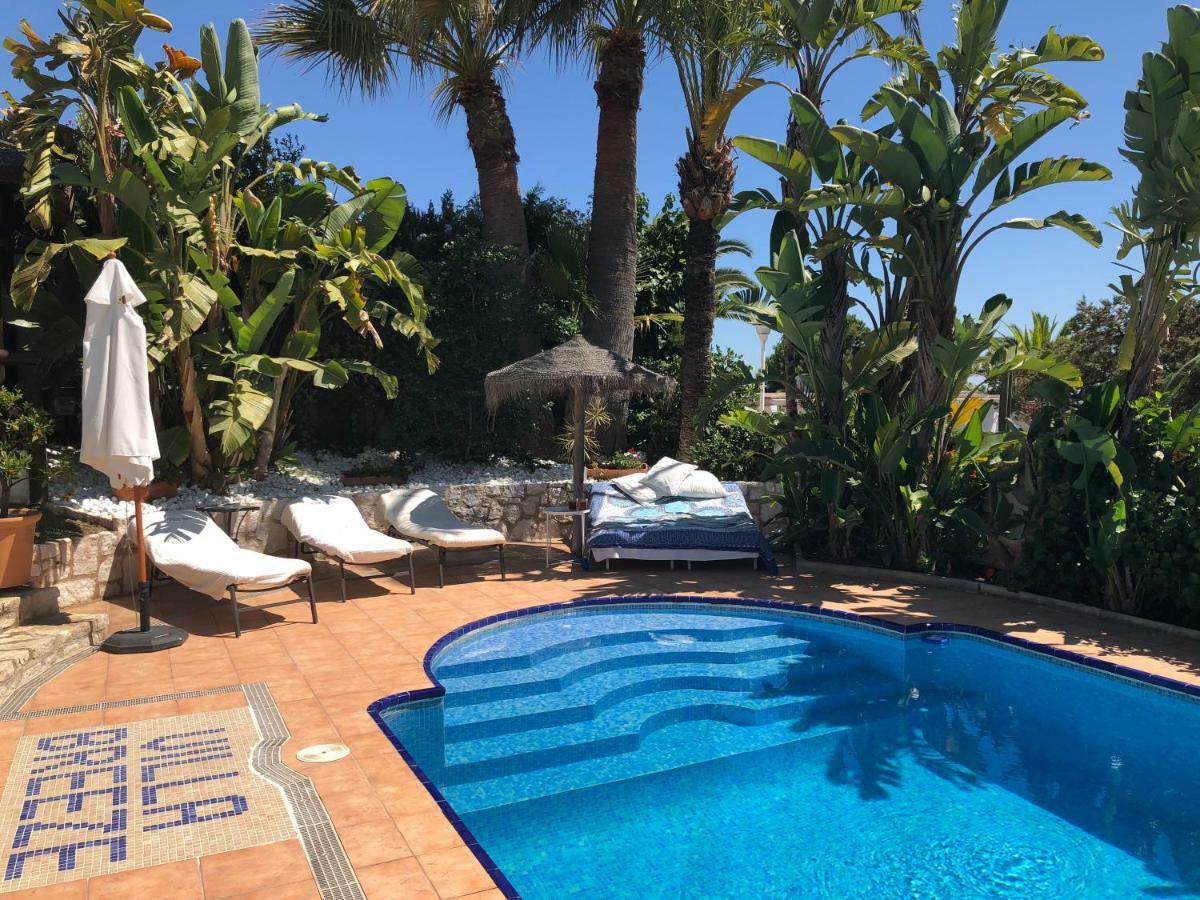 Villa Breeze Boutique Guest Rooms, Marbella Sitio de Calahonda 외부 사진